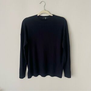 Uniqlo Wool Blend Crewneck Knit Pullover in Navy Medium